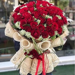 100 roses bouquet