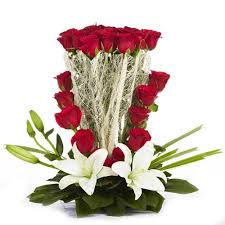 20 roses 4 white lilies basket